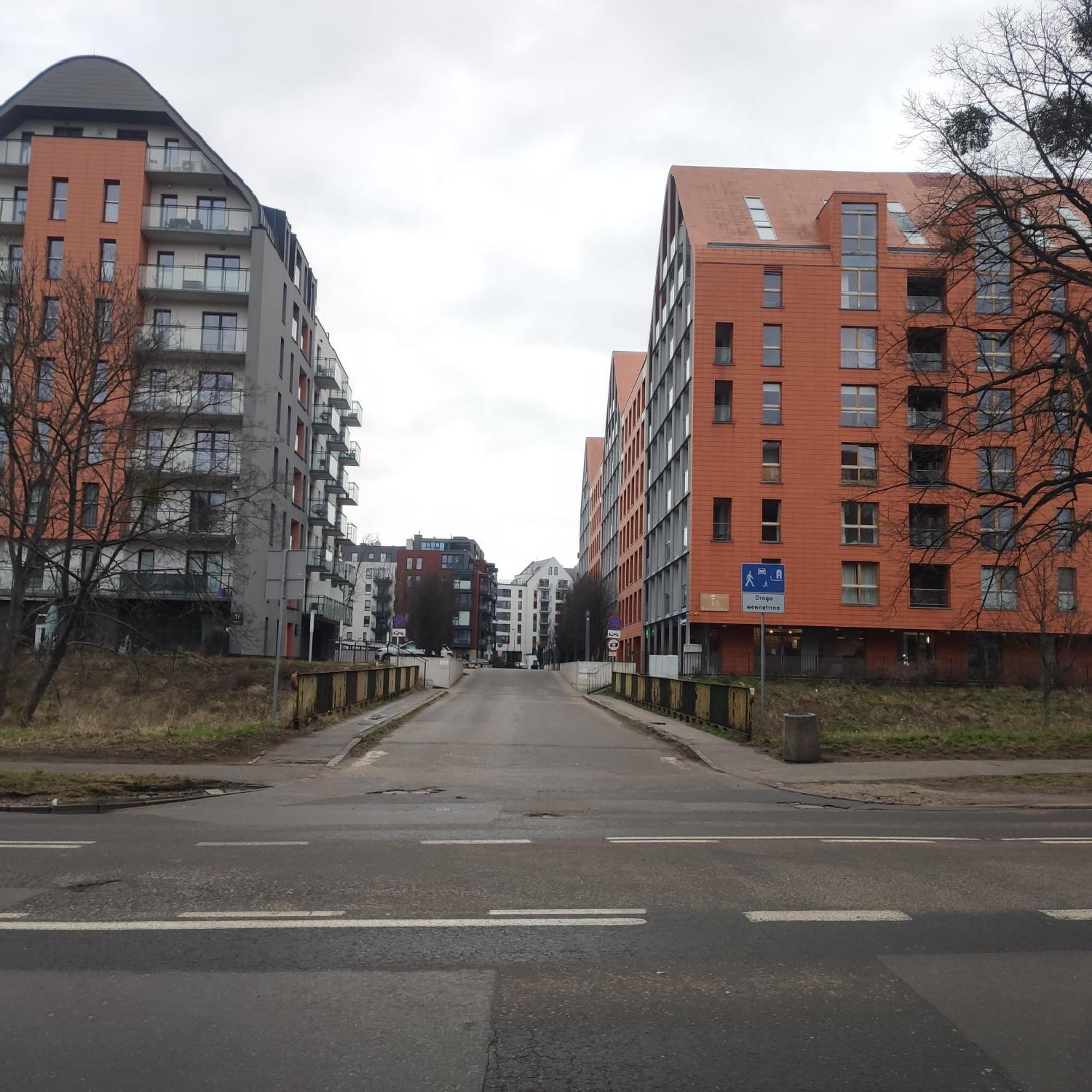 Przytulny Apartament Blisko Motlawy I Neptuna Z Miejscem W Garazu Gratis, Gdansk
